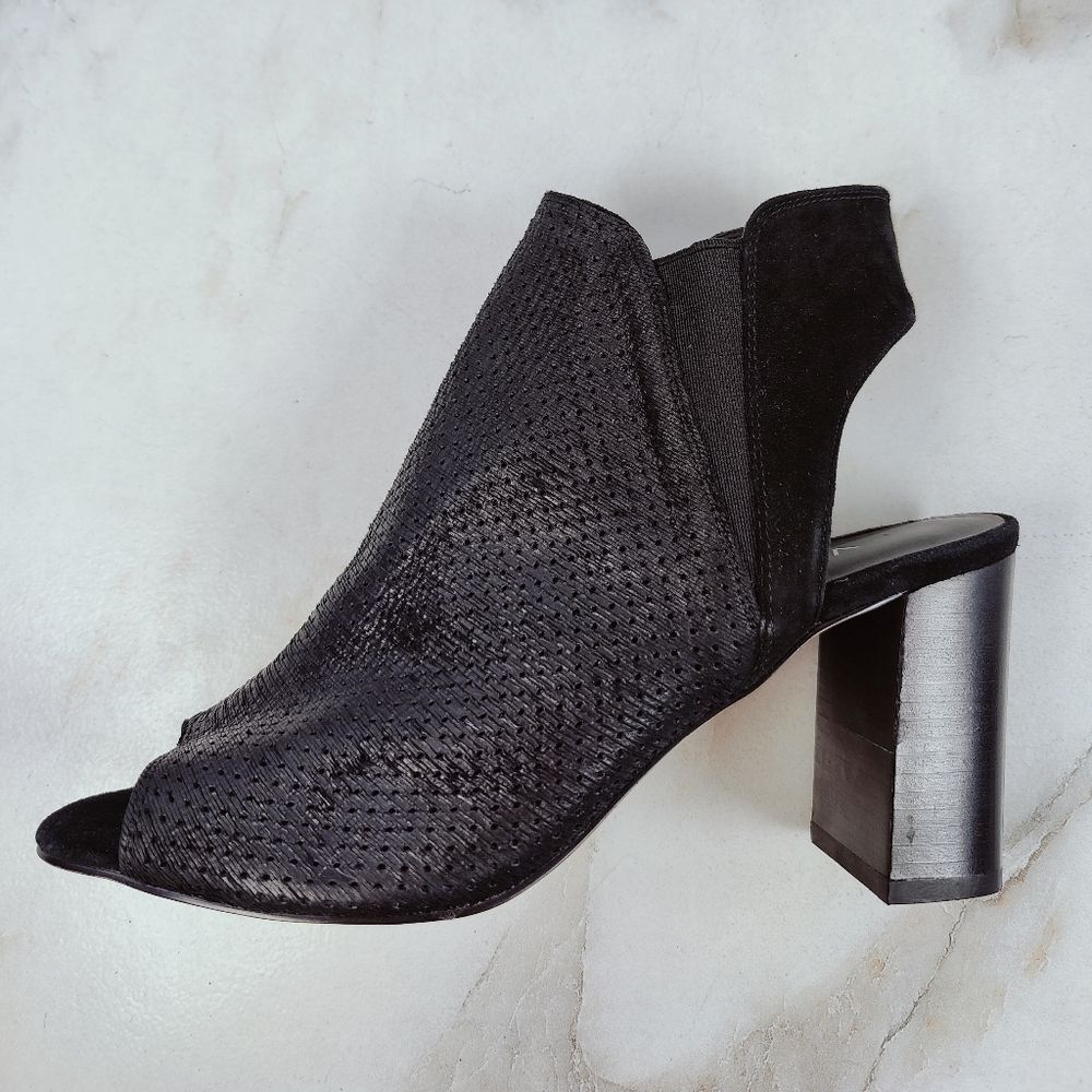 Vaneli Black Perforated Leather Slingback Stacked Heel Sandals, Sz 9